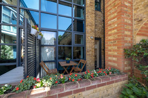Private Terrace- click for photo gallery